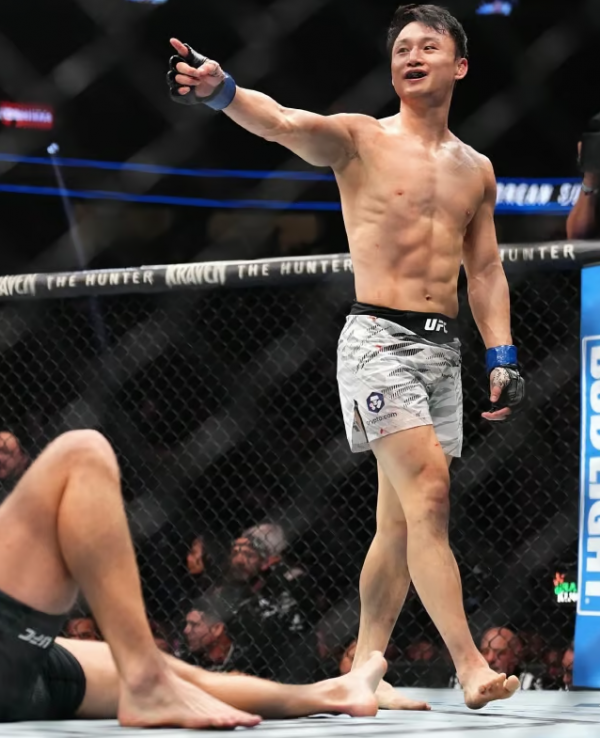 강력해진 최두호…랜드웨어 TKO로 눕히고 UFC 2연승