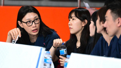 김연경·이선규·박철우, 새 유니폼 입고 돌아왔다. 은퇴는 끝이 아니었다…