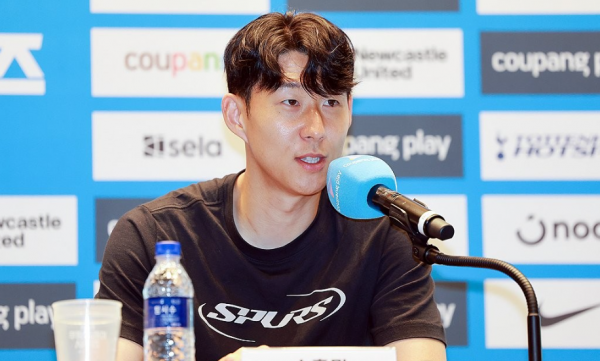 손흥민, 10년 뛴 토트넘과 결별…