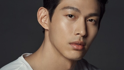 ‘상간남 피소’ 최정원 이번에는 스토킹 입건…흉기 들고 여성 집 찾아간 혐의
