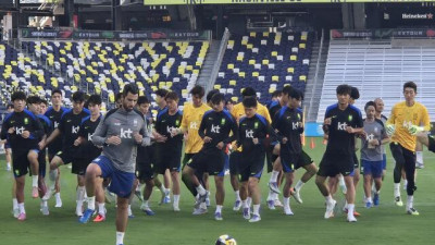 홍명보 감독이 이끄는 축구 대표팀은 10일 오전 10시 30분(한국시간) 멕시코와 친선경기를 치른다.