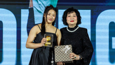 ‘셔틀콕 여제’ 안세영, 3년 연속 올해의 女 선수