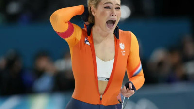 레이르담의 스포츠 브라 노출 세리머니, 15억원 가치 분석