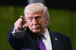 이란 휴전에 1억 걸었다. 맞으면 12배 대박…트럼프 정부 내부자의 도박?