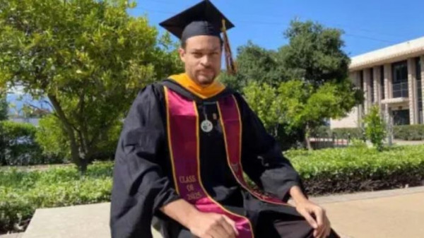 트럼프 만찬장 총격범 명문대 조교 출신