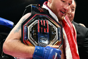 UFC 백악관 대회서 대이변...게이치, '무적' 토푸리아 무너뜨렸다