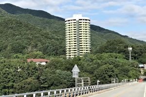 공포 체험하던 대학생 4명, 충주 폐리조트 옥상서 시신 발견