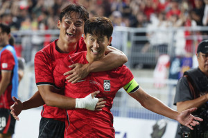 '캡틴' 손흥민 A매치 57호골 작렬, 모레노호 데뷔전 3-0 완승