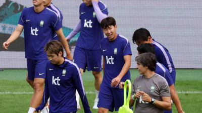손흥민 밀어내려 했다? 이강인 측, 대표팀 왕따·파벌설에 법적 대응 예고